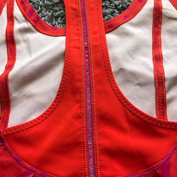 🆕 Lululemon Seawheeze Squiggles Tank Top 4 RARE - Picture 5 of 5